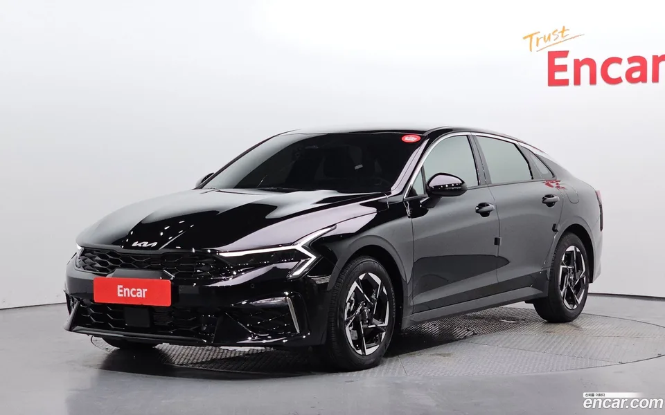 Kia K5 2.0 2025 — photo 1, buy with delivery to Moscow