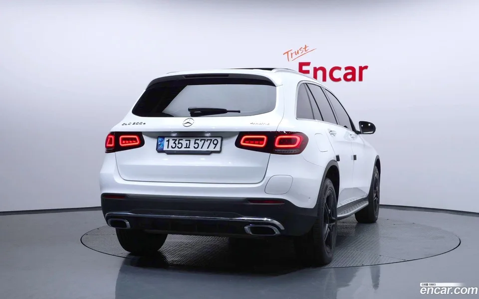 Mercedes-Benz GLC-Class GLC300e 4MATIC 2022 — thumbnail 4
