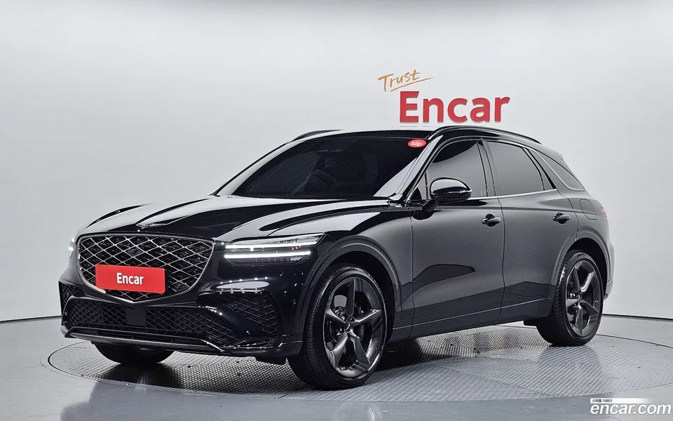 Genesis GV70 2.5T AWD 2025 — photo 1, buy with delivery to Moscow