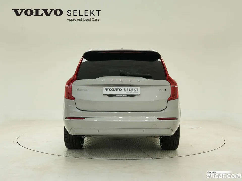 Volvo XC90 B6 2025 — thumbnail 3
