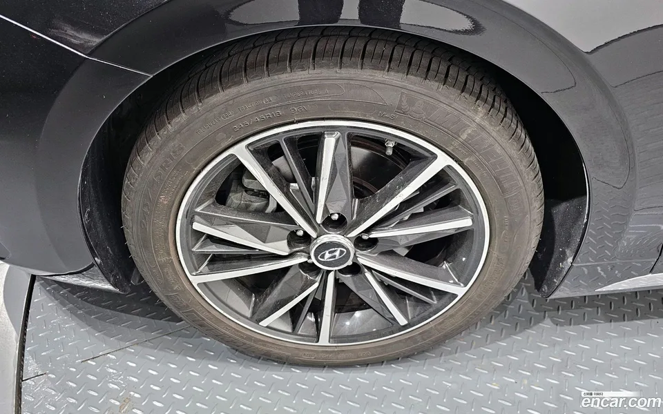 Hyundai Grandeur IG 2.5 2022 — thumbnail 5