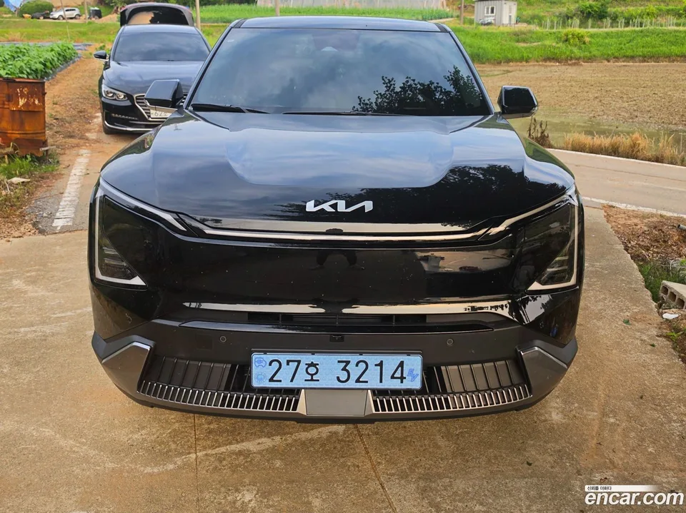 Kia EV5 2WD 2026 — photo 1, buy with delivery to Moscow