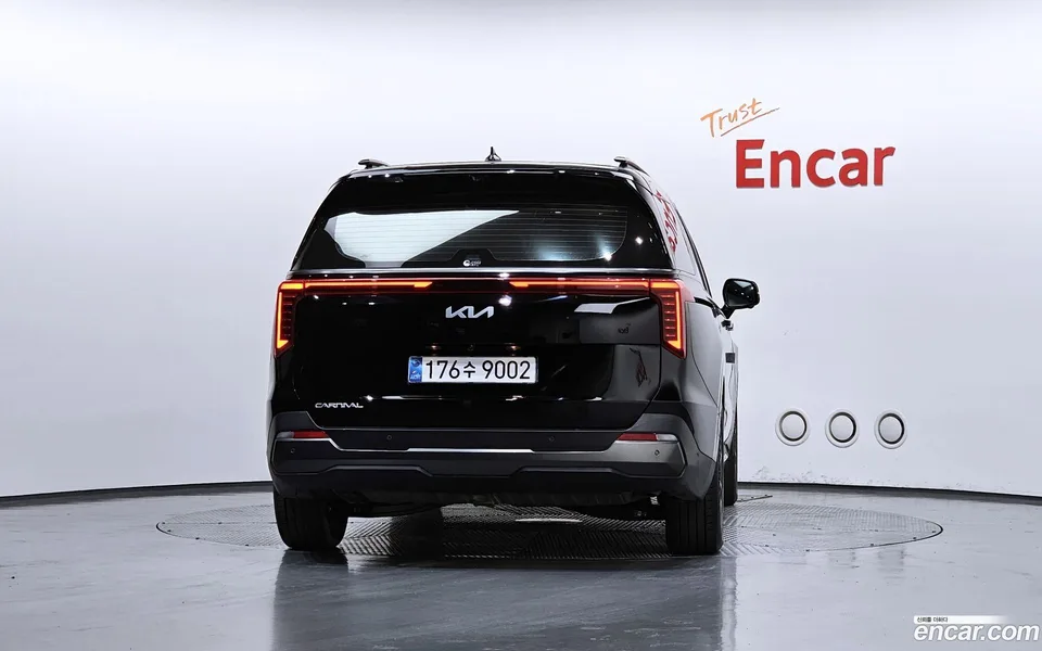 Kia Carnival 7 2025 — thumbnail 4