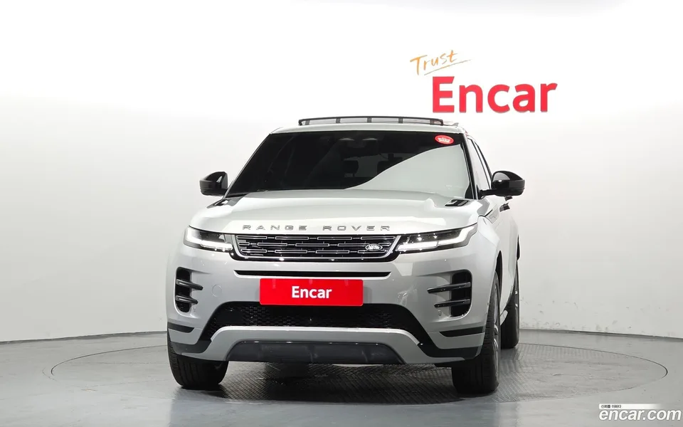 Land Rover Range Rover Evoque P250 SE 2025 — thumbnail 3