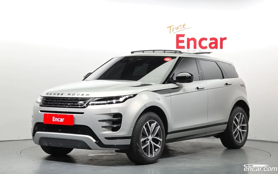 Land Rover Range Rover Evoque P250 SE 2025 — photo 1, buy with delivery to Moscow