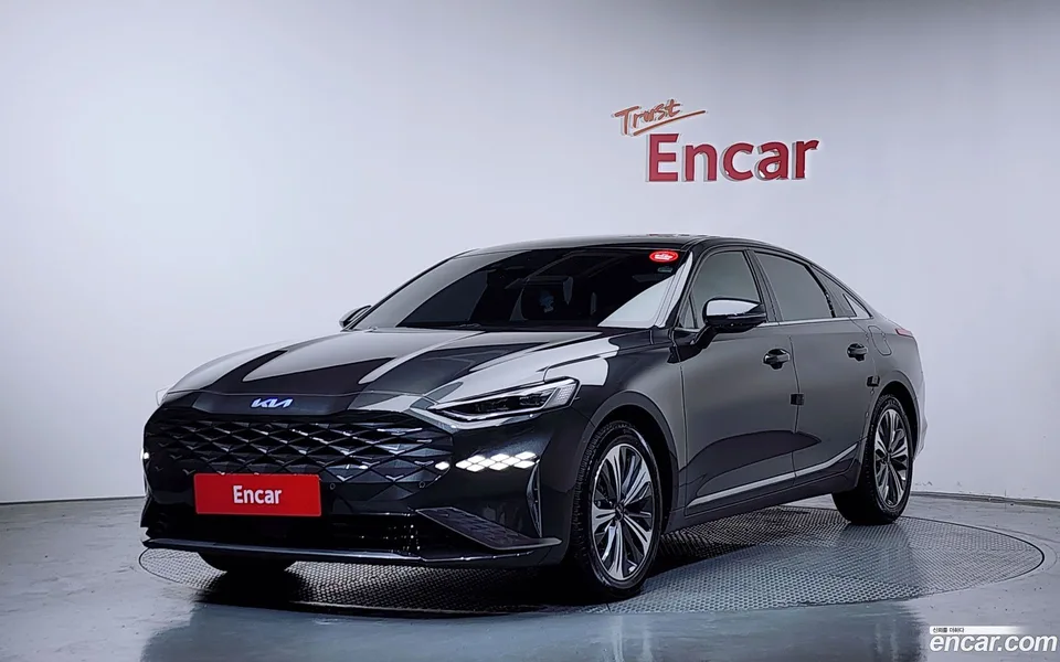Kia K8 Hybrid 2023
