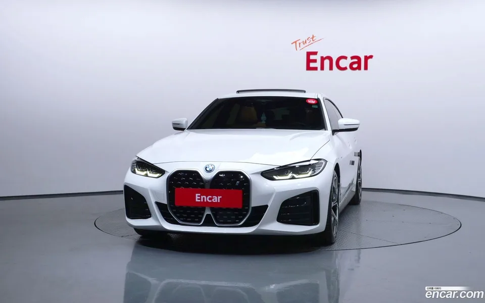 BMW i4 eDrive40 M 2022 — миниатюра 3