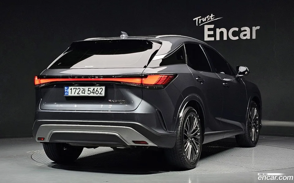 Lexus RX 350h 2023 — миниатюра 3