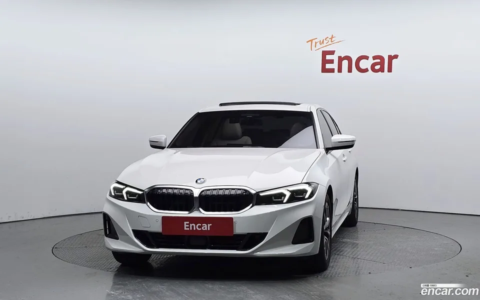 BMW 3 Series 320i 2023 — миниатюра 3