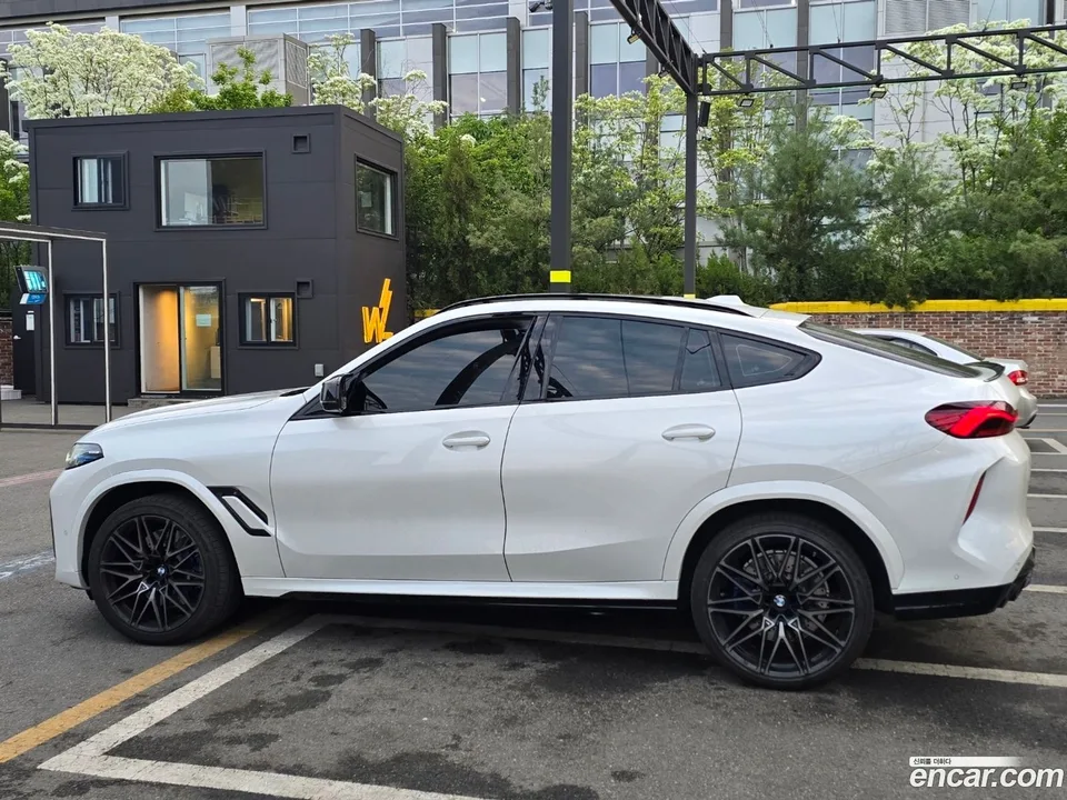 BMW X6 M 4.4 2024 — thumbnail 3