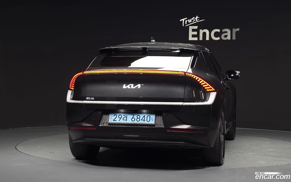Kia EV6 2022 — thumbnail 4