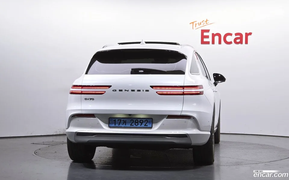 Genesis Electrified GV70 e-AWD 2022 — миниатюра 4