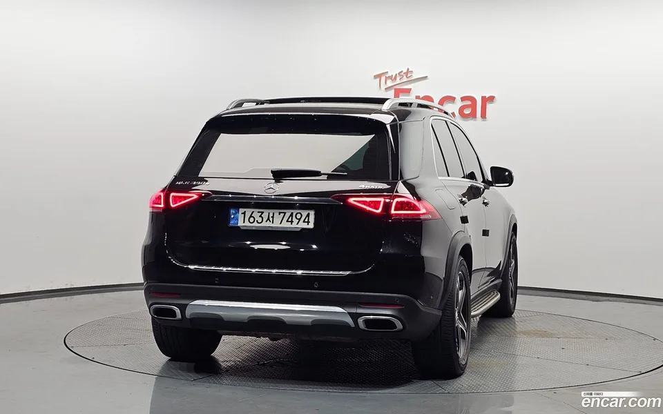 Mercedes-Benz GLE-Class GLE350e 4MATIC 2022 — миниатюра 4