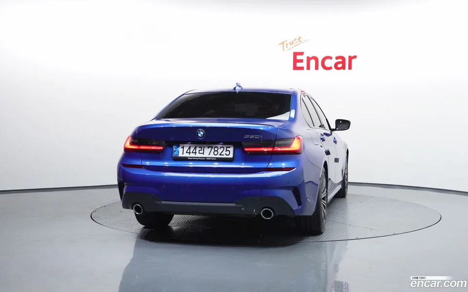 BMW 3 Series 320i M 2022 — миниатюра 4