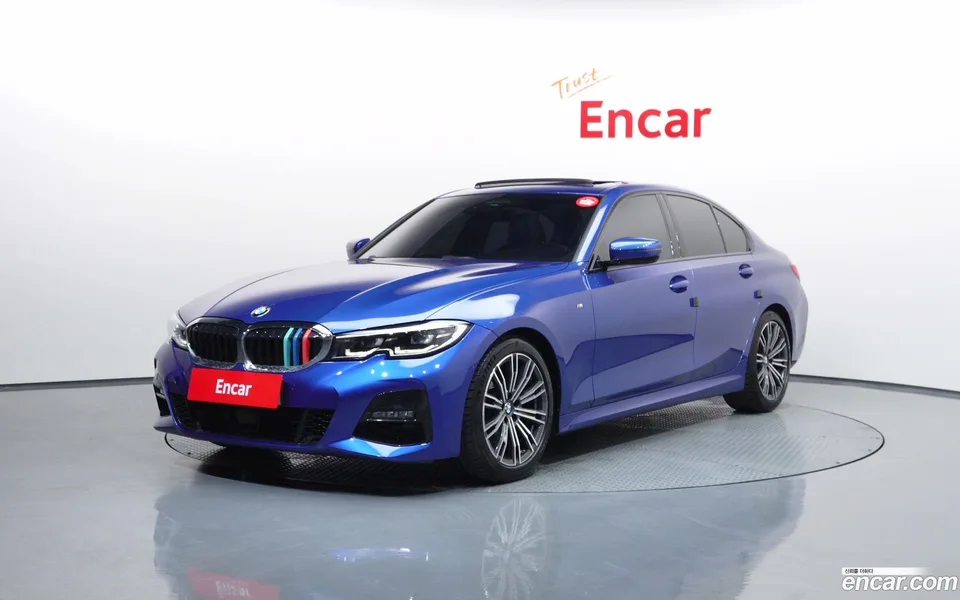 BMW 3 Series 320i M 2022 — фото 1, купить с доставкой в Москву