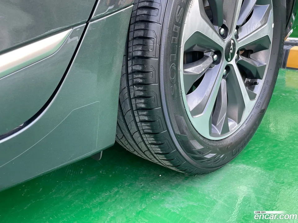 Kia K8 Hybrid 2022 — thumbnail 2