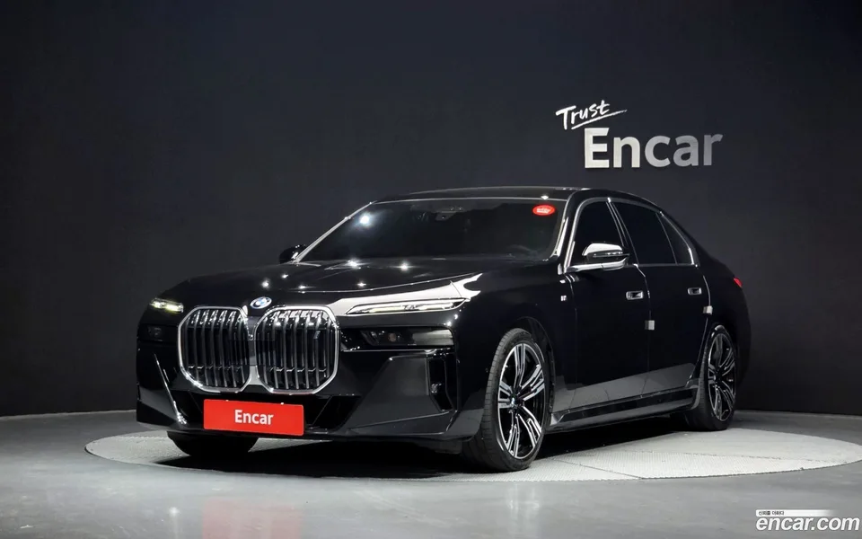 BMW i7 xDrive 60 M 2024 — photo 1, buy with delivery to Moscow