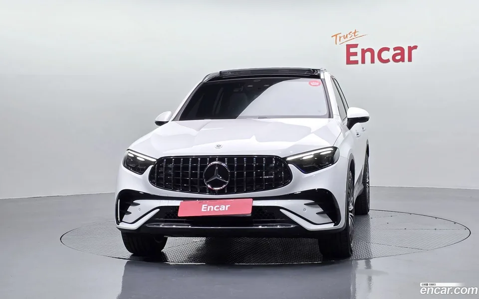 Mercedes-Benz GLC-Class GLC300 4MATIC AMG Line 2025 — thumbnail 3