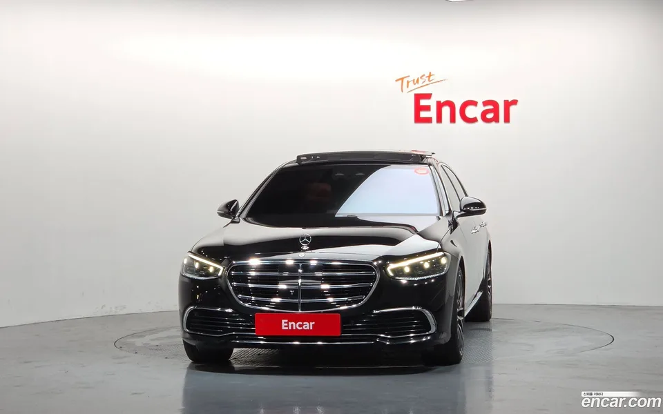 Mercedes-Benz S-Class S580L 4MATIC 2024 — thumbnail 3
