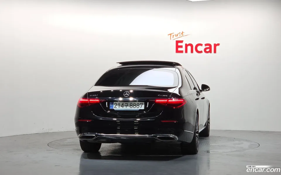 Mercedes-Benz S-Class S580L 4MATIC 2024 — thumbnail 4