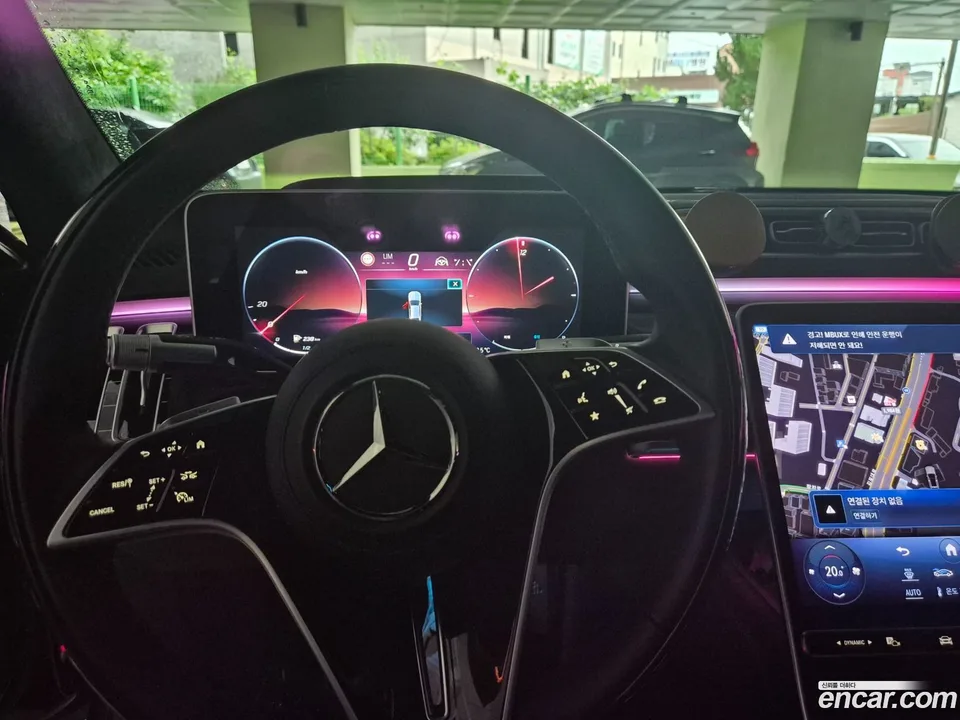 Mercedes-Benz S-Class S580 4MATIC 2024 — thumbnail 5