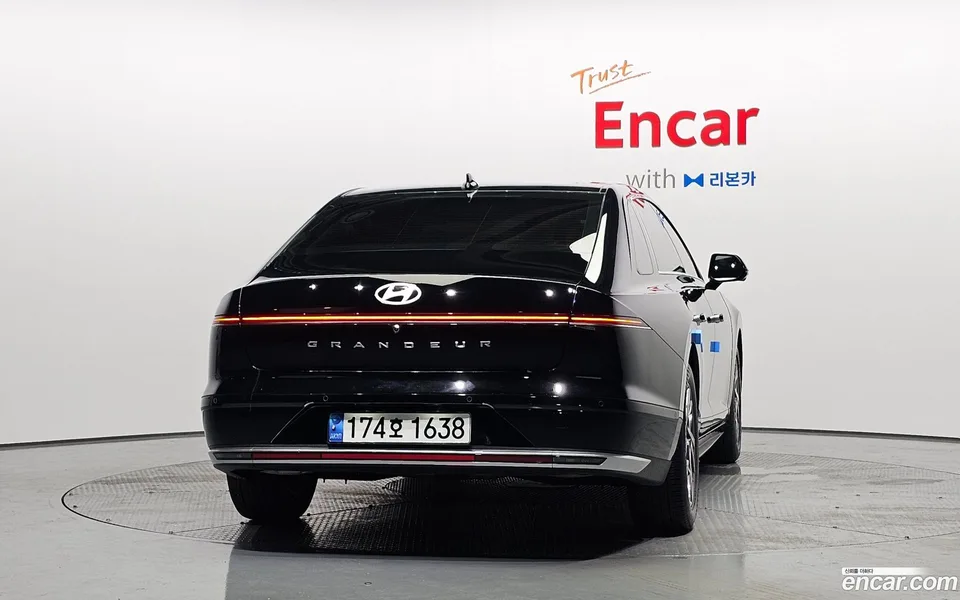 Hyundai Grandeur 3.5 2WD 2022 — thumbnail 4