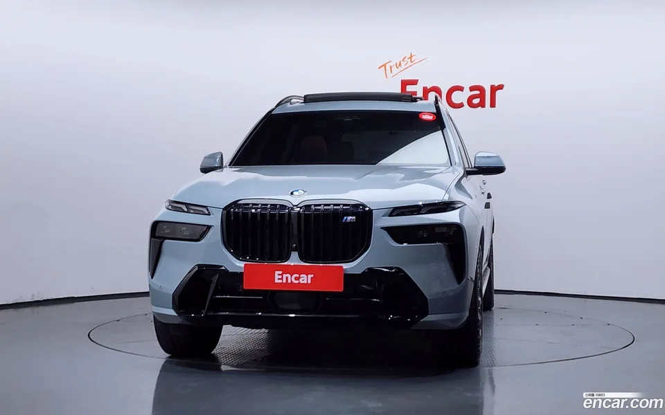 BMW X7 xDrive 40i M 7 2024 — миниатюра 3