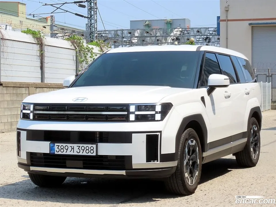 Hyundai SantaFe 2.5T 2WD 2025 — photo 1, buy with delivery to Moscow