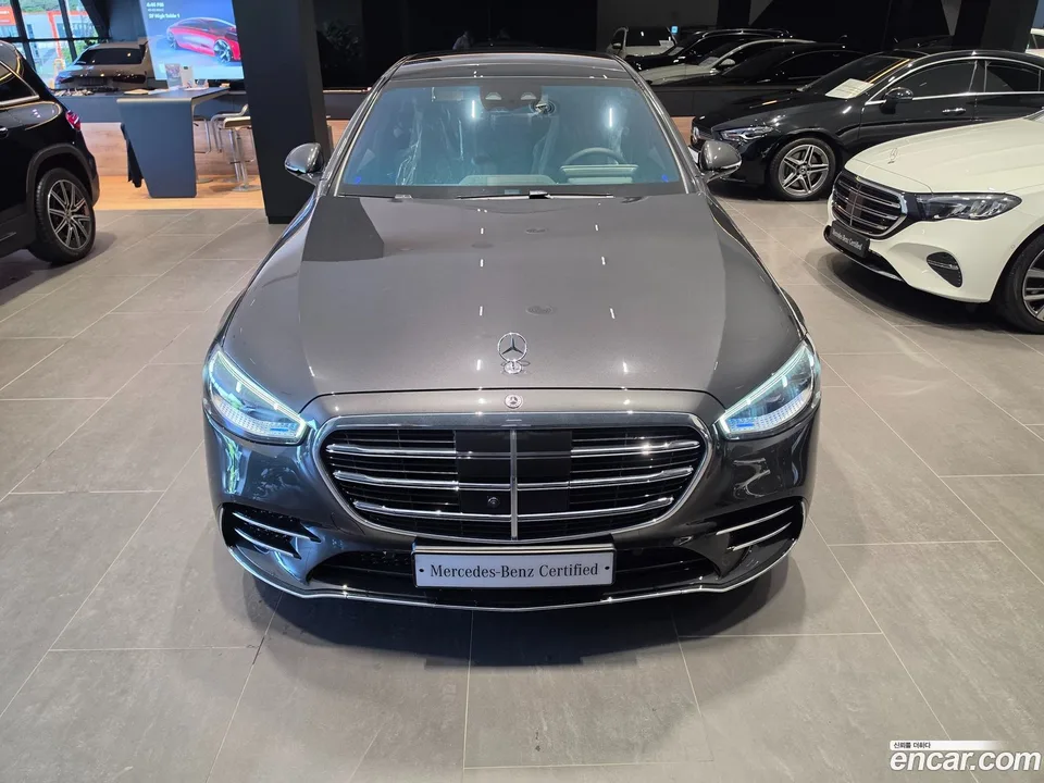 Mercedes-Benz S-Class S500L 4MATIC 2025 — миниатюра 3