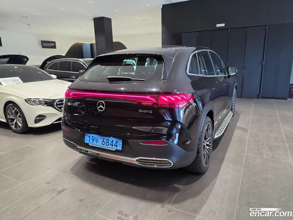Mercedes-Benz EQE SUV EQE500 4MATIC 2024 — миниатюра 2