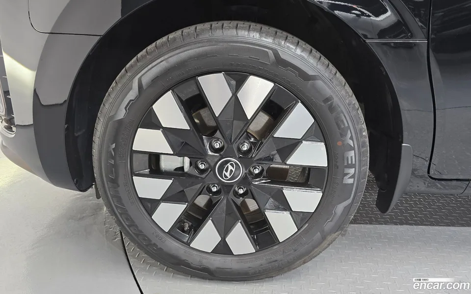 Hyundai Staria HEV 1.6 9 2024 — миниатюра 2