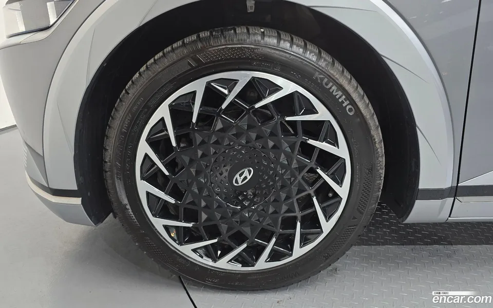 Hyundai Ioniq 5 2022 — thumbnail 5