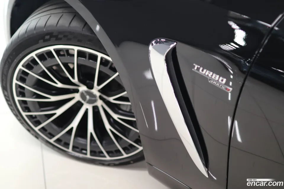 Mercedes-Benz CLE-Class AMG CLE53 4MATIC+ 2025 — thumbnail 3