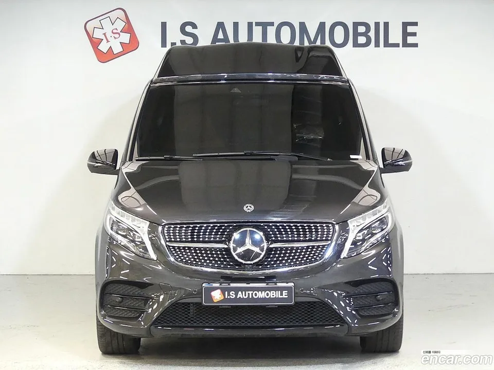 Mercedes-Benz V-Class 2023