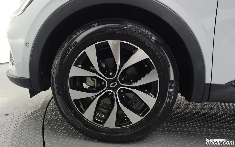 Renault Samsung XM3 (Arkana) 1.6 GTe RE 2022 — миниатюра 5