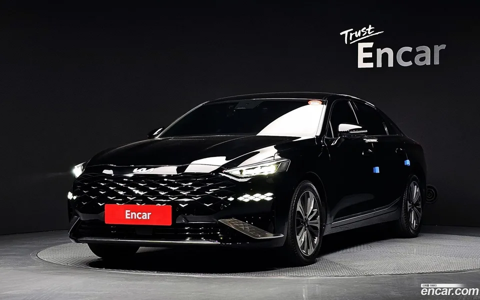 Kia K8 2.5 2WD 2023 — photo 1, buy with delivery to Moscow