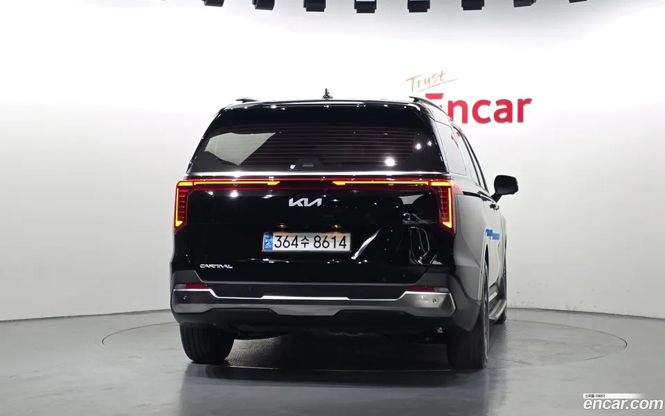 Kia Carnival 7 2025 — thumbnail 4