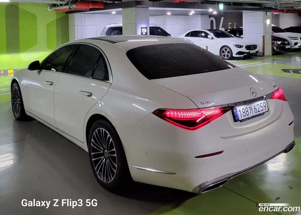 Mercedes-Benz S-Class S350 d 2022 — thumbnail 4