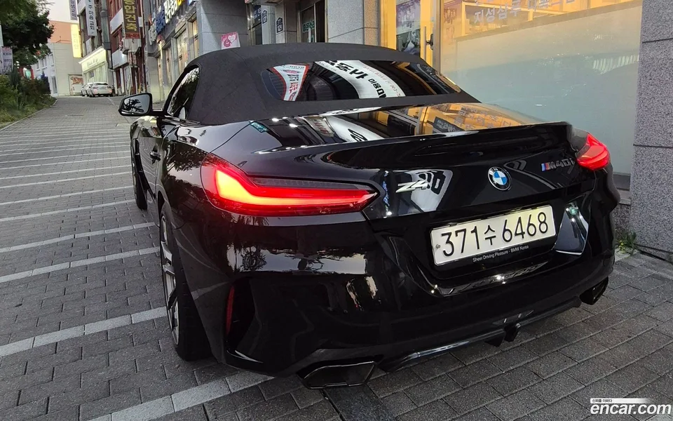 BMW Z4 M40i 2023 — thumbnail 5