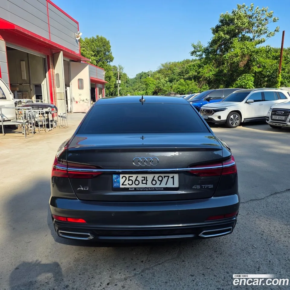 Audi A6 45 TFSI 2022 — thumbnail 2