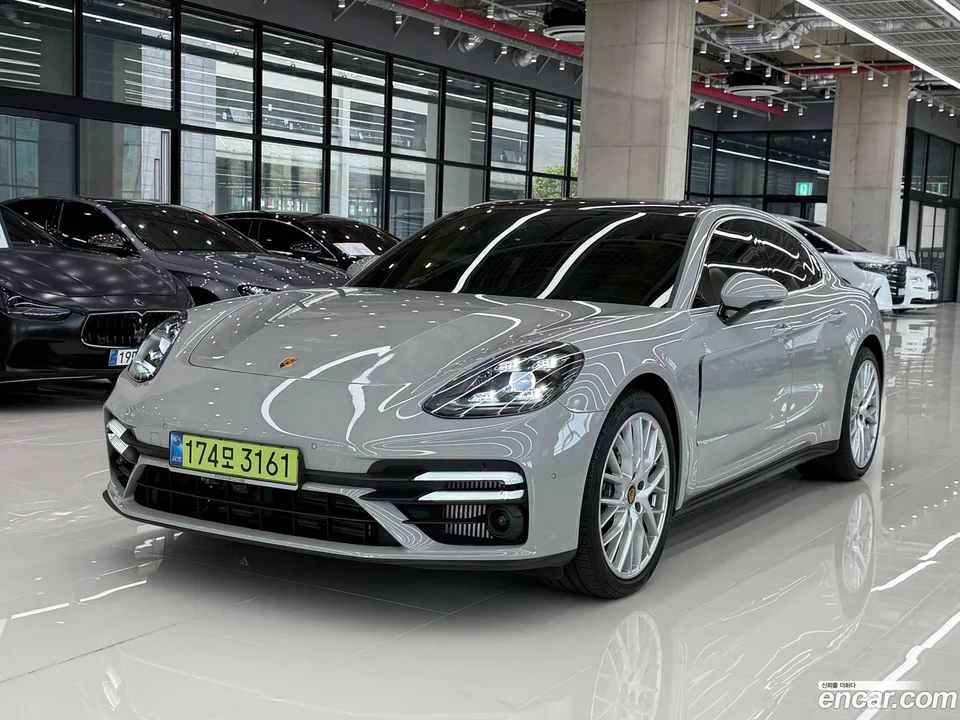 Porsche Panamera (971) 2.9 AWD 2022 — photo 1, buy with delivery to Moscow