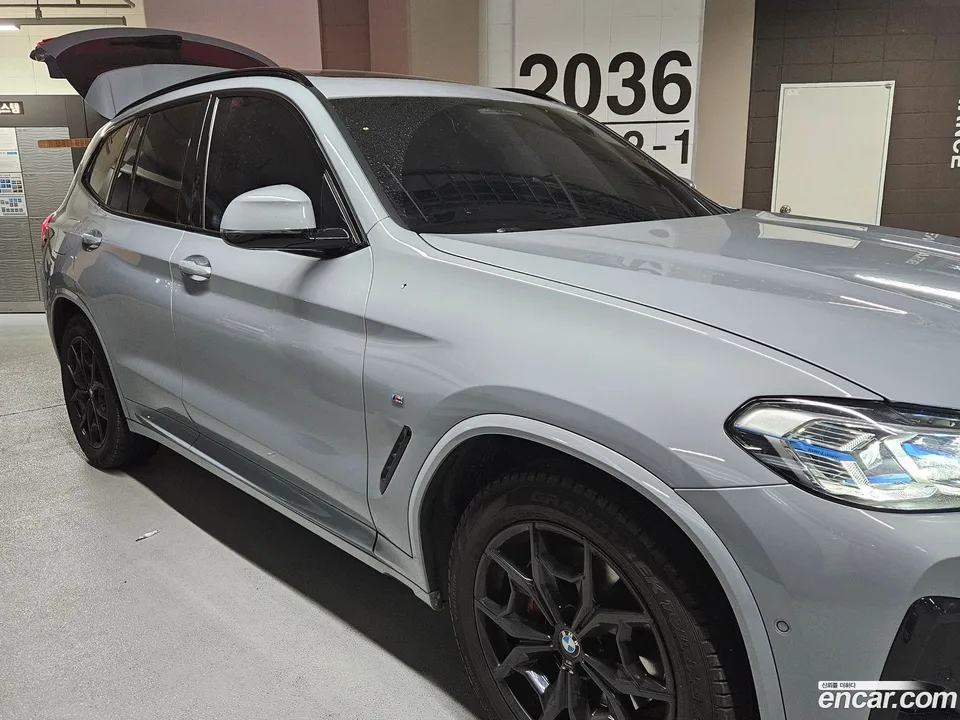 BMW X3 xDrive 20i M 2022 — thumbnail 3