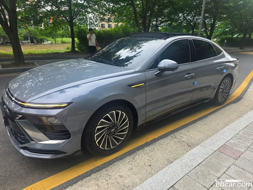 Hyundai Sonata The Edge Hybrid 2024 — photo 1, buy with delivery to Moscow