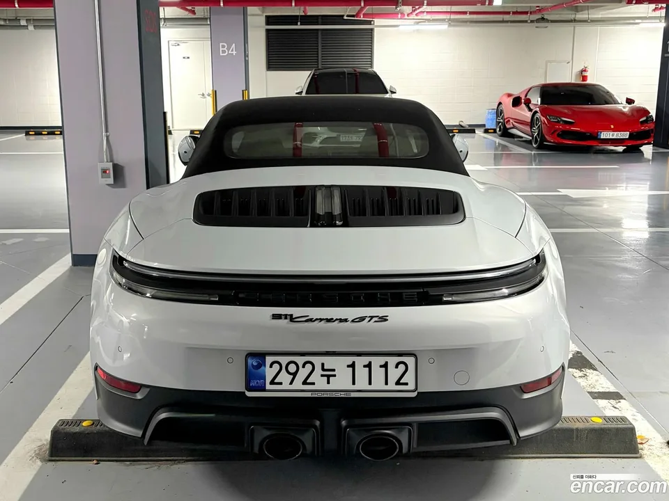 Porsche 911 (992) GTS 2025 — миниатюра 3