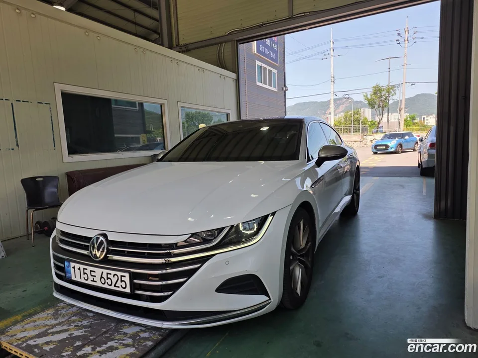 Volkswagen Arteon 2.0 TDI 2022 — photo 1, buy with delivery to Moscow