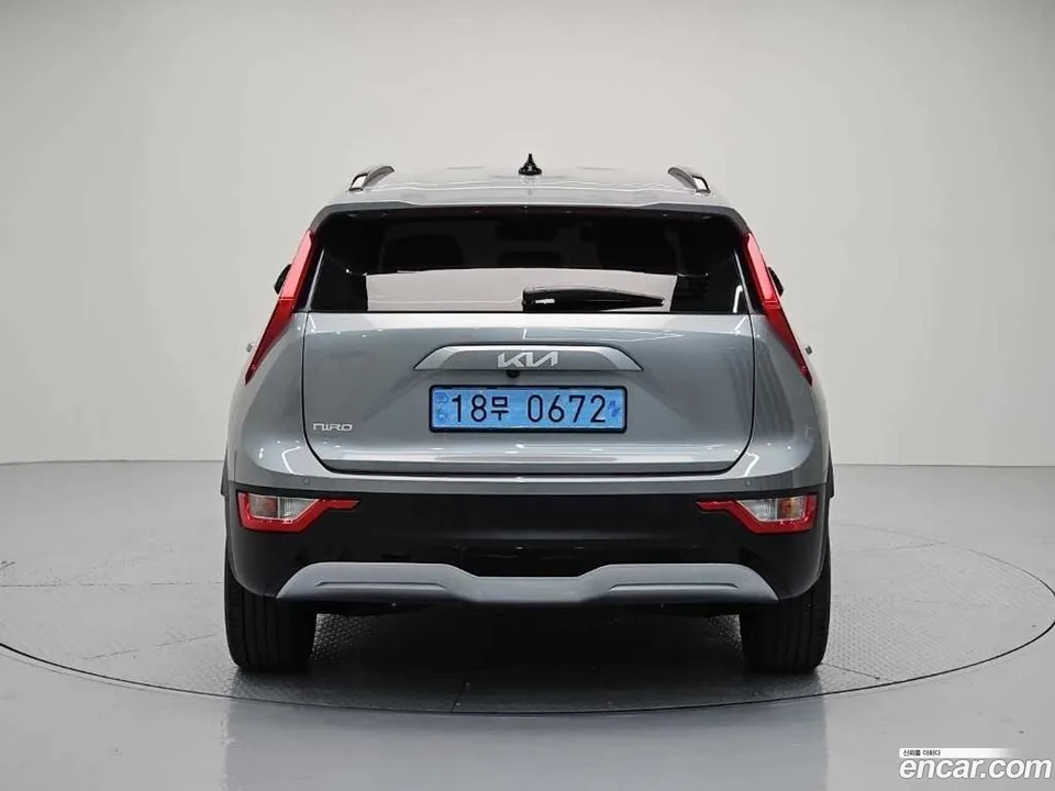 Kia Niro EV 2023 — миниатюра 3