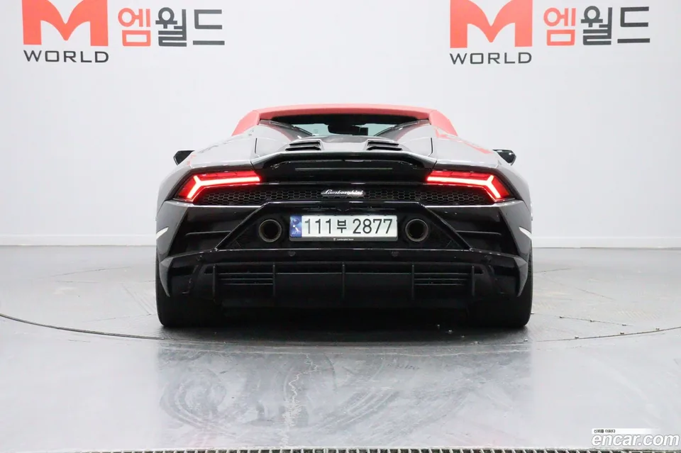 Lamborghini Huracan LP640-4 2023 — миниатюра 5