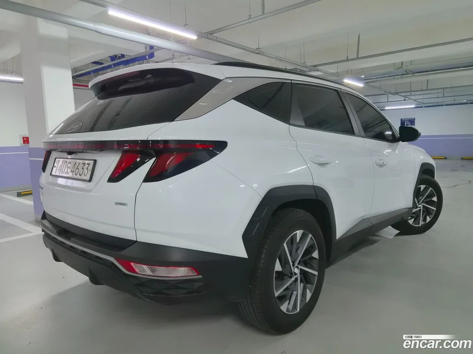 Hyundai Tucson 2.0 4WD 2023 — thumbnail 3