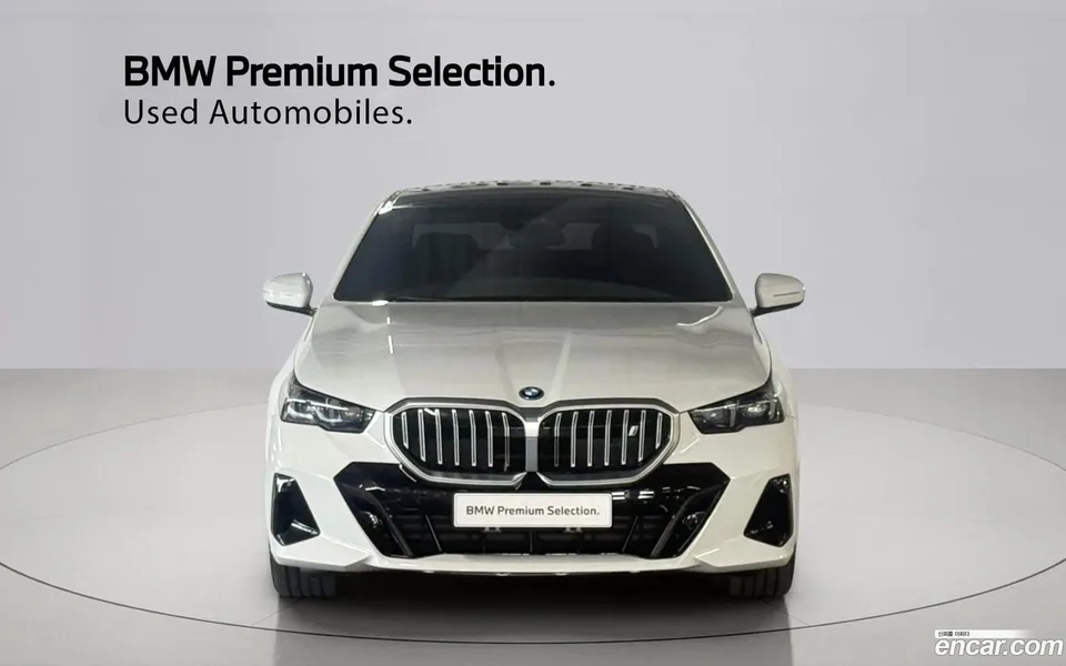 BMW i5 eDrive 40 M 2025 — thumbnail 3