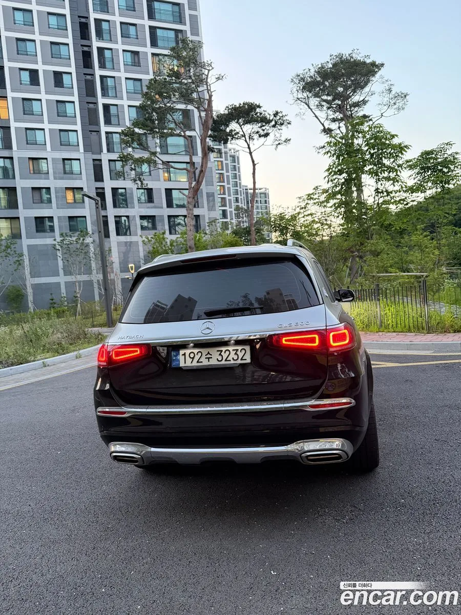 Mercedes-Benz GLS-Class GLS600 4MATIC 2022 — thumbnail 4